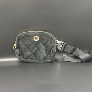 NWT Wantable Black Velvet Quilted Belt Bag